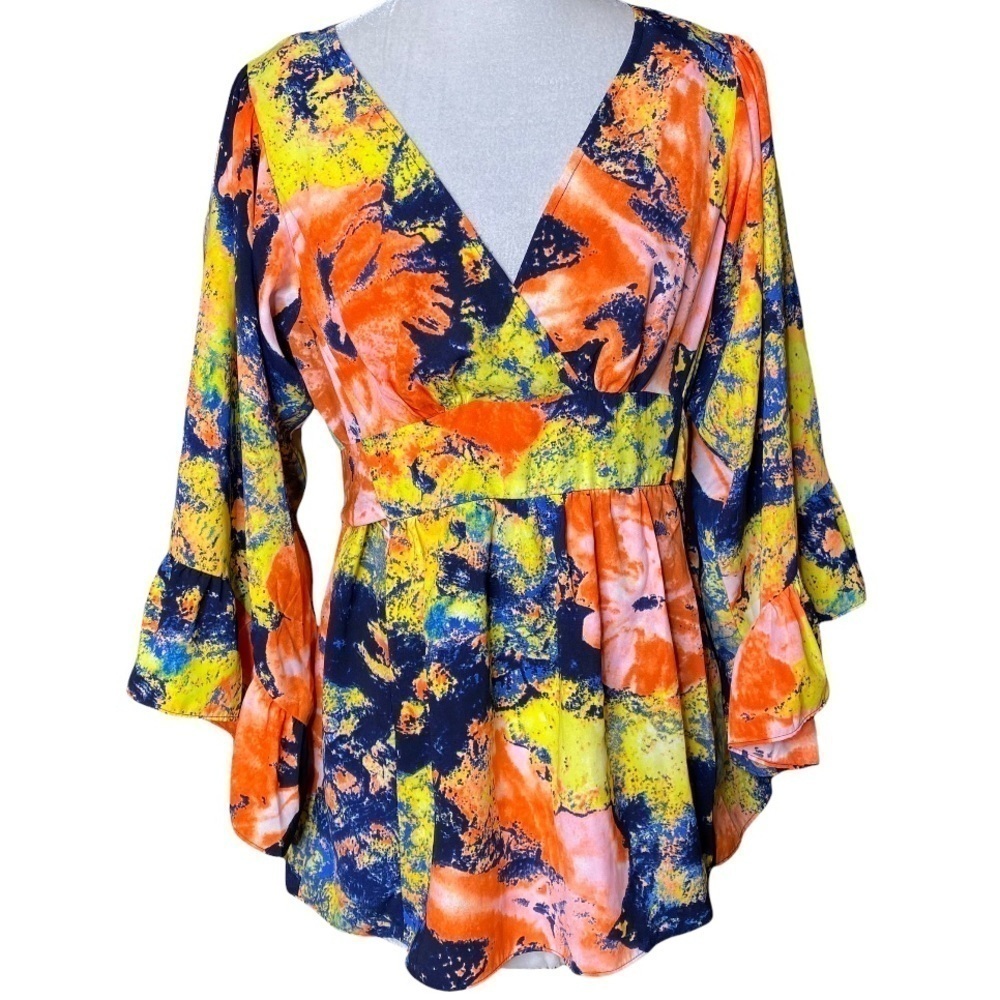 Betsey Johnson Multicolored Boho Bell Sleeve Top. Size Small